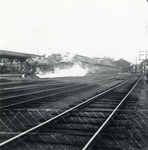 164532 Afbeelding van de stoomlocomotief nr. 72 (serie 71-78) van de N.C.S. (later serie 3600 van de N.S.) met een ...